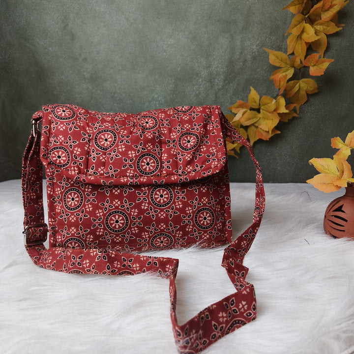 Multizipper Sling 4 Zips Rust Ajarakh