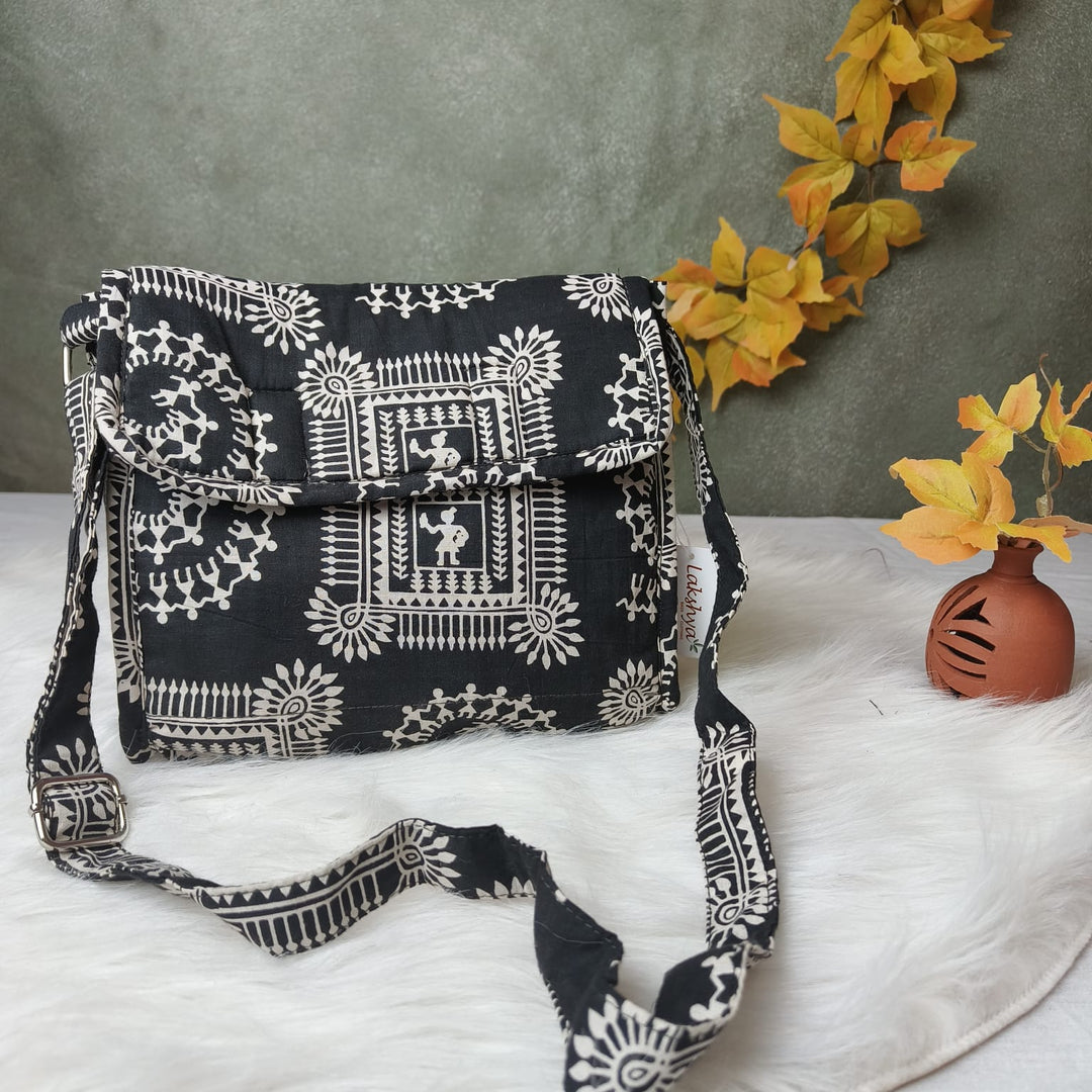 Multizipper Sling 4 Zips Black Tribal Print