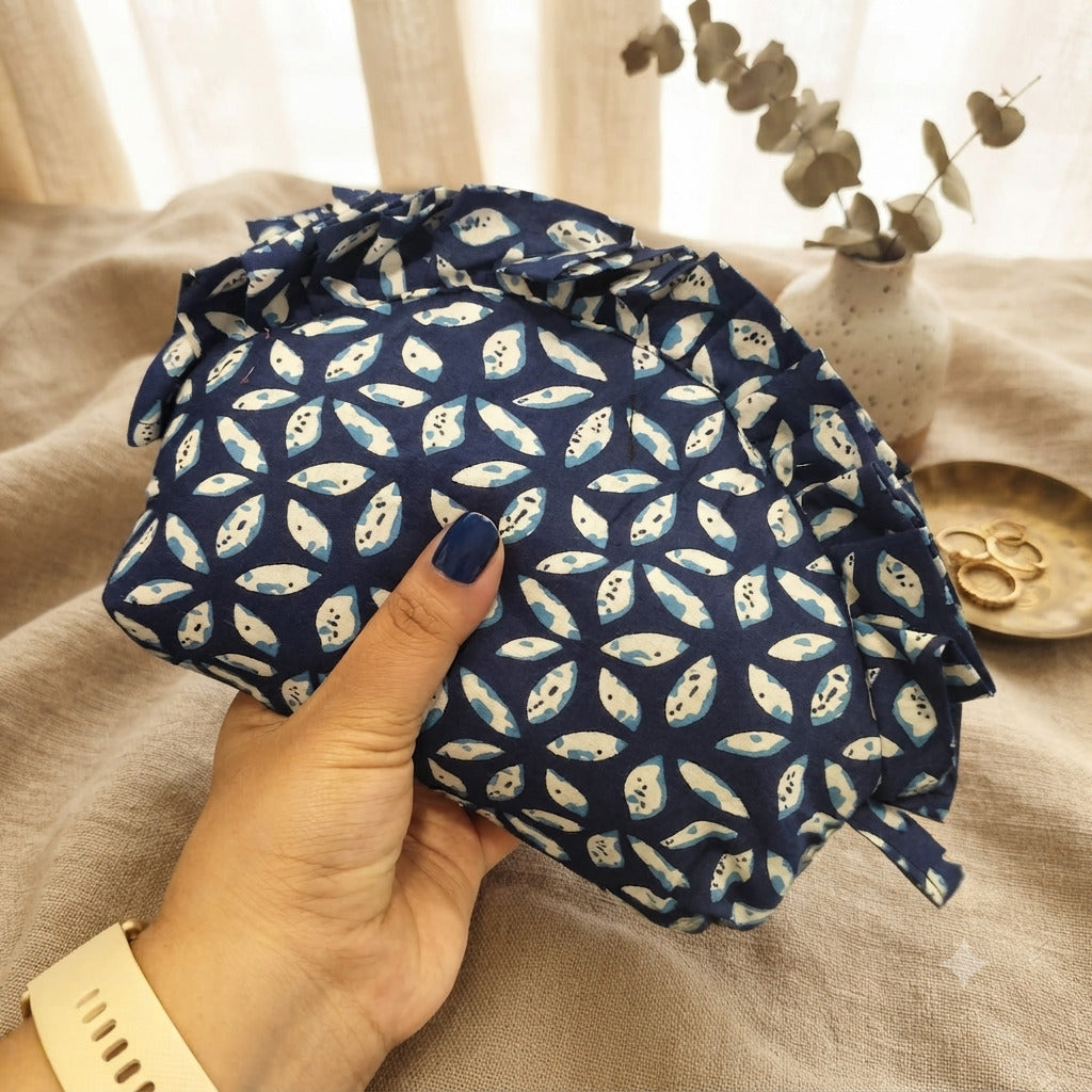 Frill Purse- blue color with leaf printed